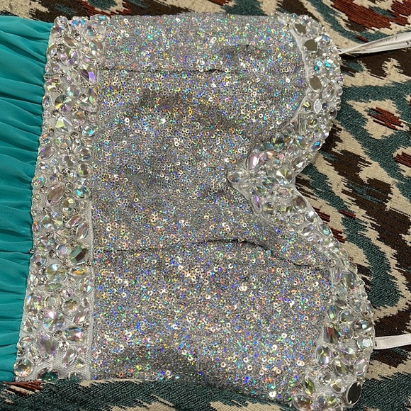 Beautiful teen long dress. Worn once for a high school dance. - Picture 2 of 2